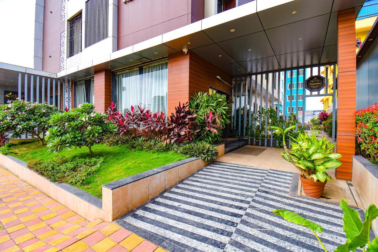 Fabhotel Prime Rajmudra - Nr Butterfly Park - 辛加瓦迪 外观 照片