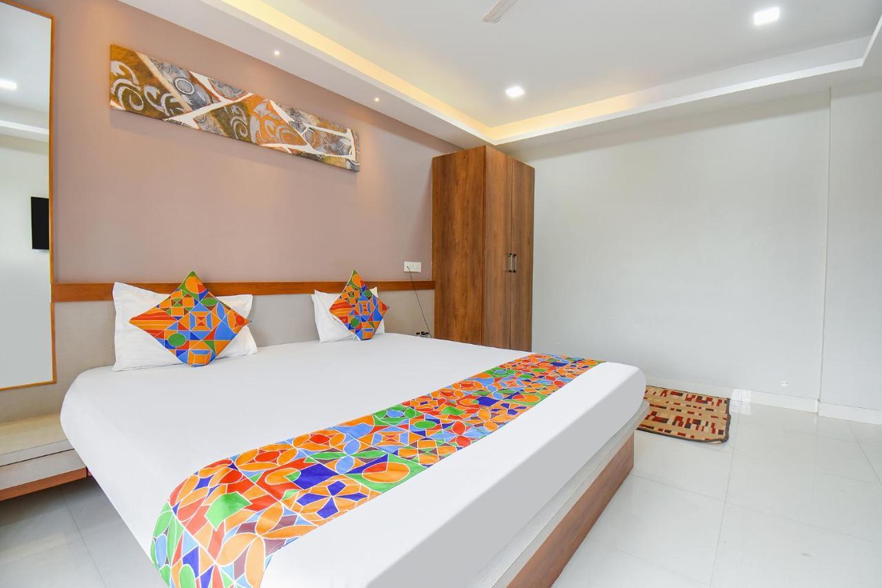 Fabhotel Prime Rajmudra - Nr Butterfly Park - 辛加瓦迪 外观 照片